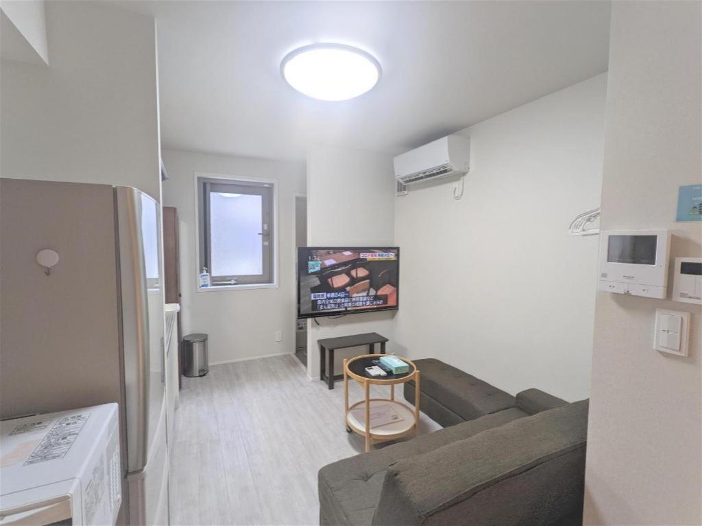Lien Nishi Shinjuku Hotel 2*