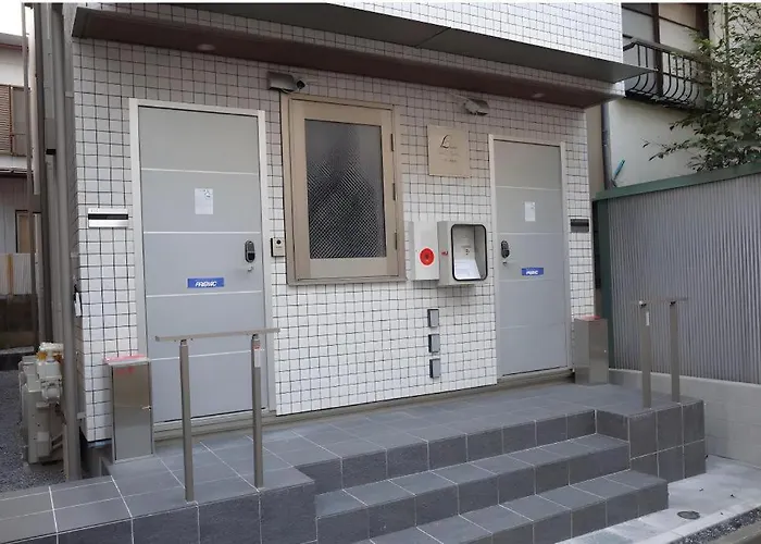 Lien Nishi Shinjuku